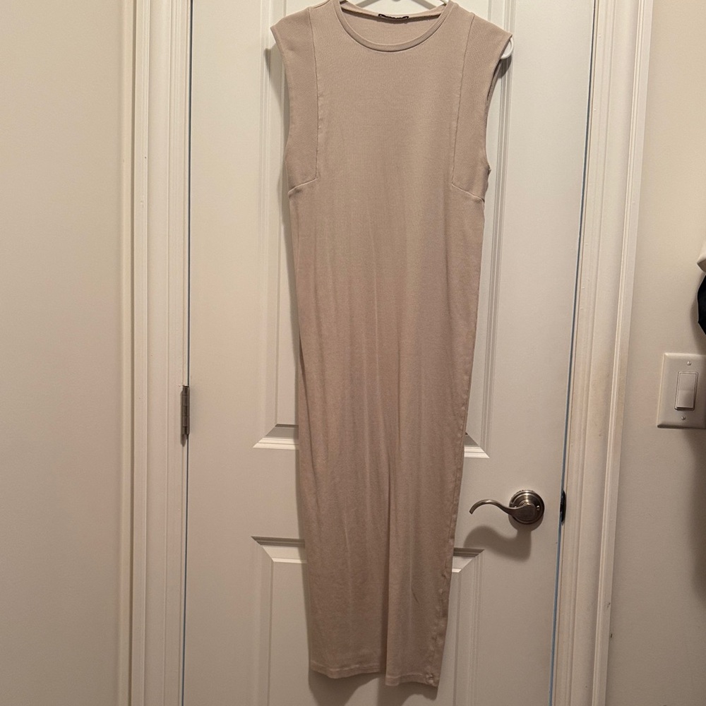 Elegant Cream beige Sleeveless Dress